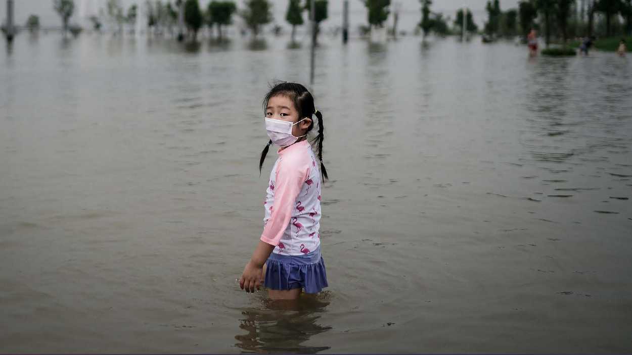 Resilience%20in%20a%20Riskier%20World_%20Asia-Pacific%20Disaster%20Report%202021_cr.jpg