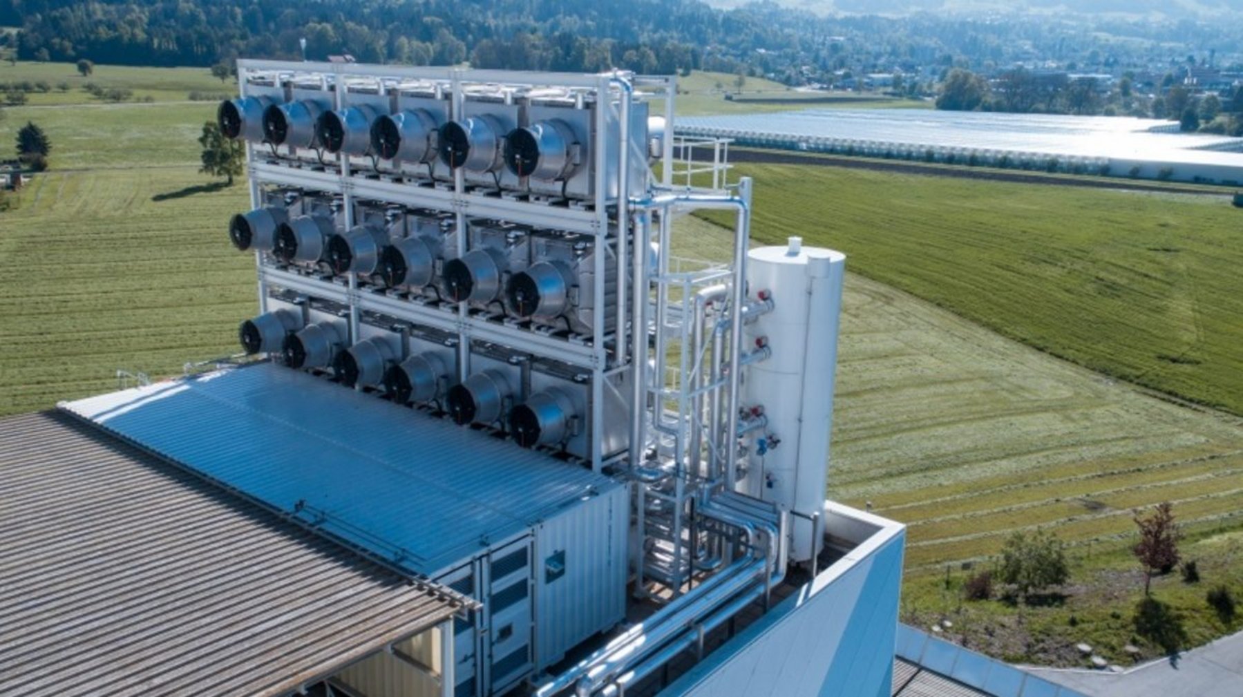 csm-190301-direct-air-capture-plant-climeworks-julia-dunlop-1000-e11869d526.jpg.jpg
